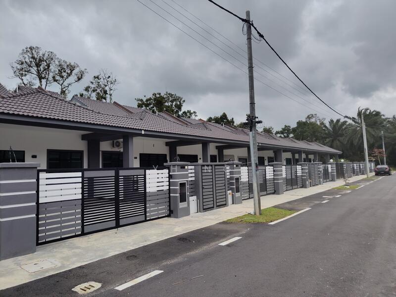 Rumah teres sebenar di Bandar Muar Johor