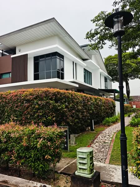 Jual Rumah Pusaka Rumah Teres 2 Tingkat di Johor – contoh fasad rumah teres sebenar